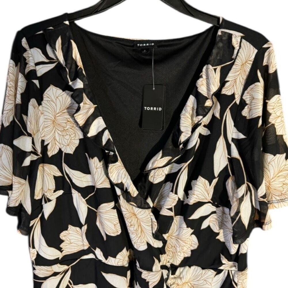 Torrid Floral At The Knee Mesh Surplice Ruffle Slit Dress Size 2 2XL NWT - Picture 8 of 13
